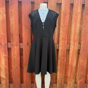 Fashion to Figure Black A-Line Mini Dress V-Neck Cap Sleeve